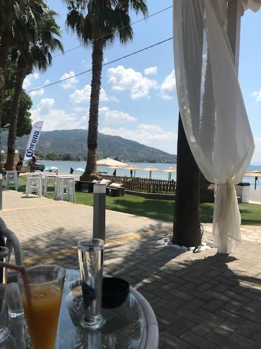 Villa Oleander Agios Nikolaos Loutra Edipsou Εξωτερικό φωτογραφία